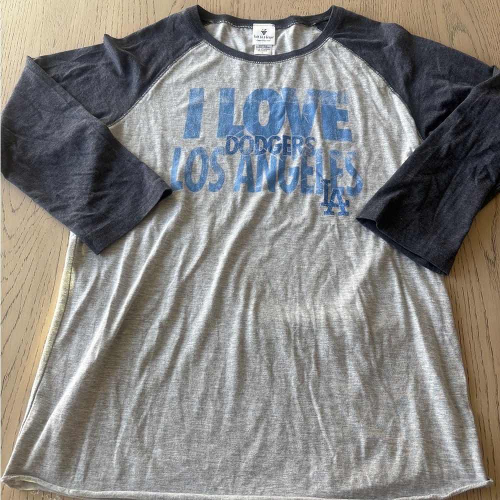 Women’s Los Angeles Dodgers Baseball 3/4 Sleeve T-Shirt, Size Large